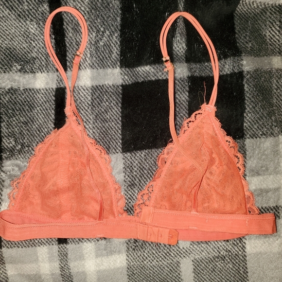 Lace Bralette - Picture 6 of 10